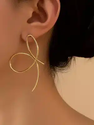 Abstrakte geometriske dangle øredobber