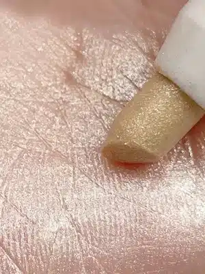 Pearly Matte Sparkle Eyeshadow Stick  - Champagne Gull