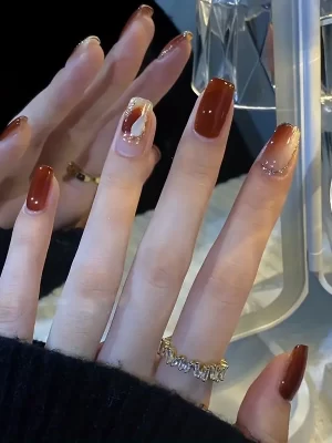 24pcs Glossy Red Tea Brown Square Press On Nails with Silver Glitter Design
