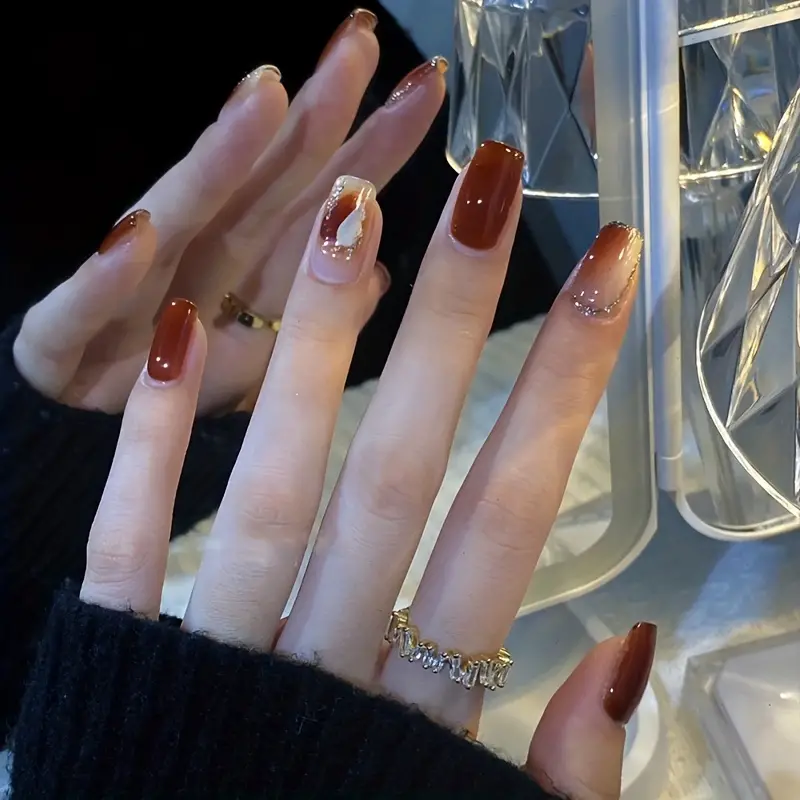 24pcs Glossy Red Tea Brown Square Press On Nails with Silver Glitter Design